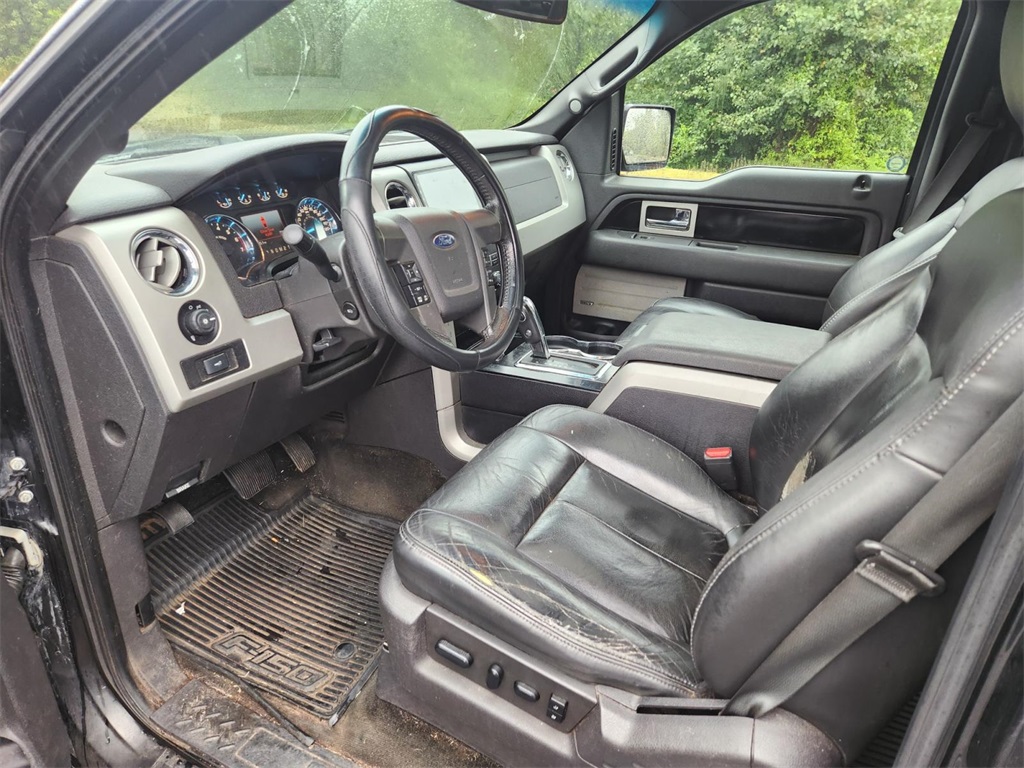 2011 Ford F-150 FX4 photo 9