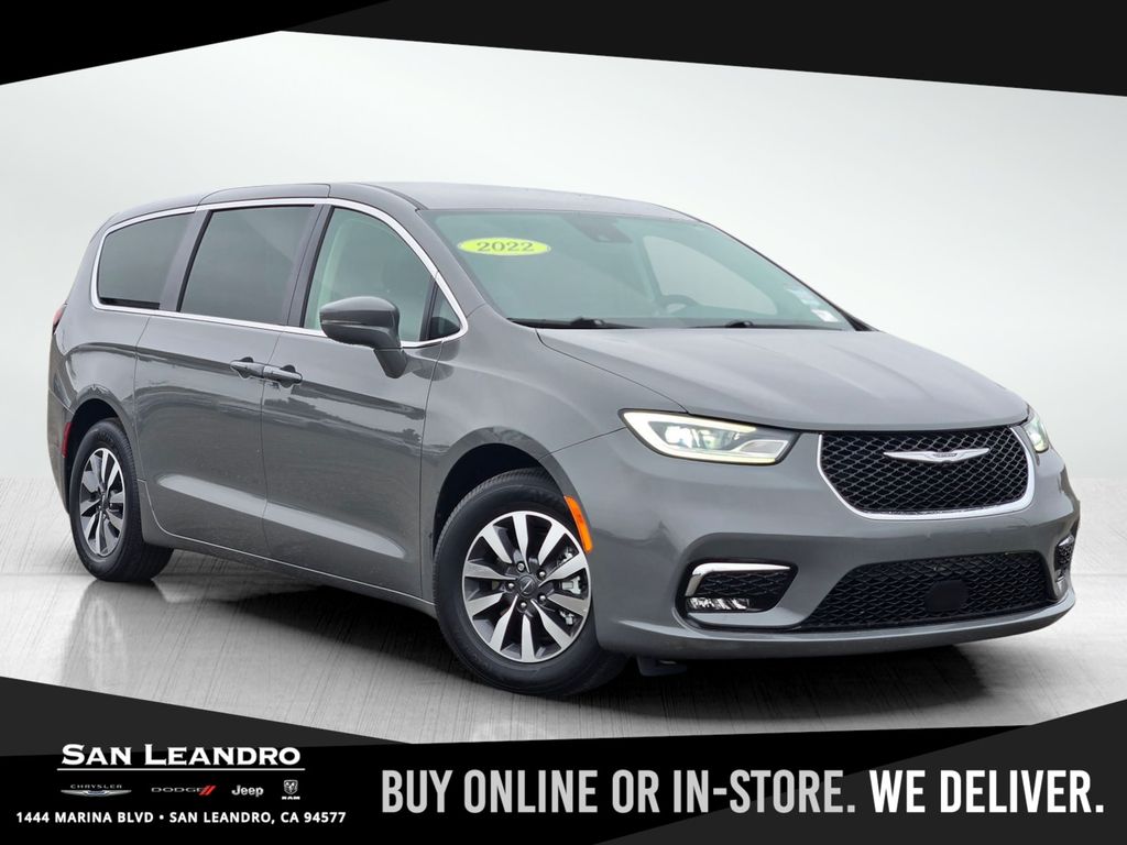 2022 Chrysler Pacifica Hybrid