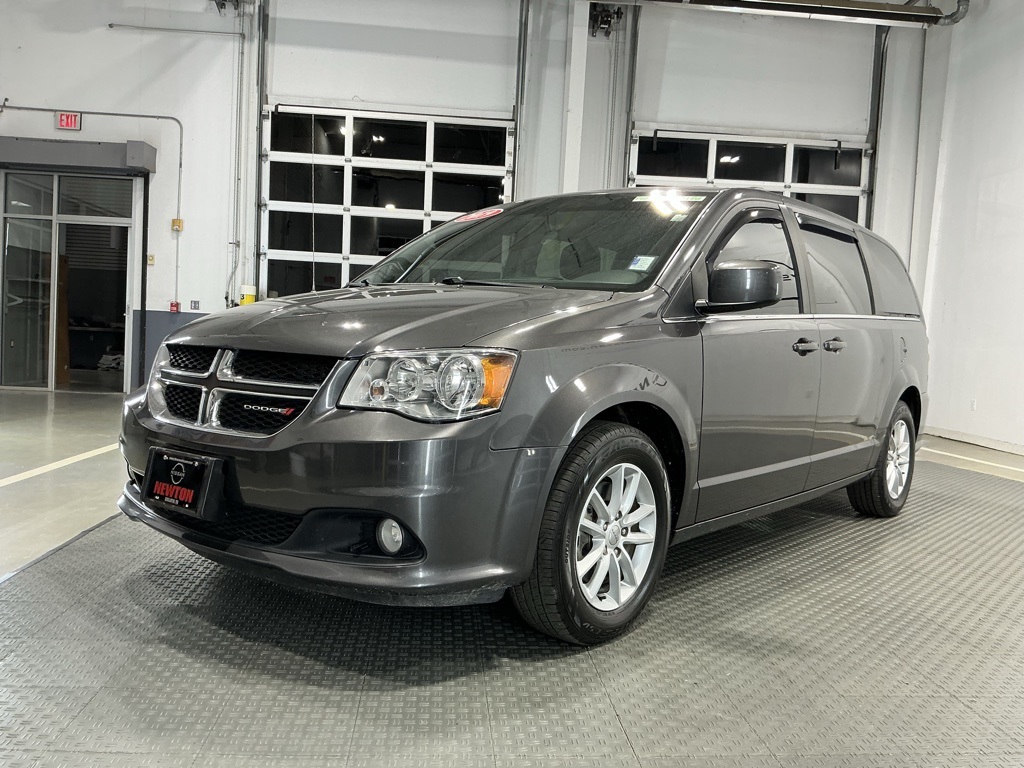 Used 2019 Dodge Grand Caravan SXT with VIN 2C4RDGCG5KR759359 for sale in Gallatin, TN