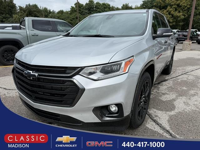 2021 Chevrolet Traverse Premier's photo