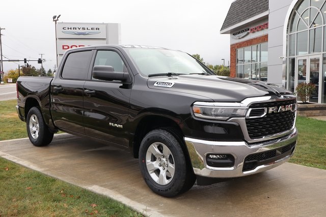 2025 Ram 1500 Big Horn photo 2