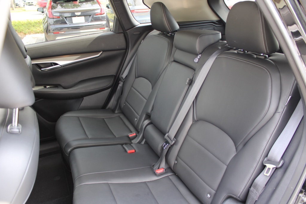 2024 Infiniti QX50 Luxe AWD photo 19