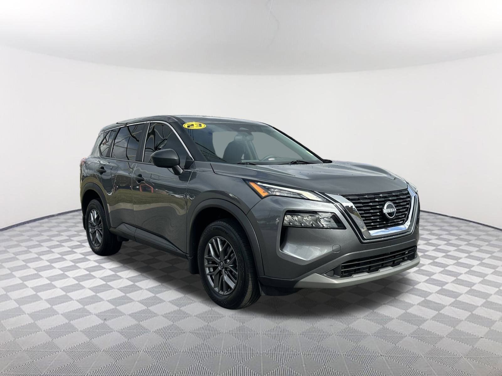 2023 Nissan Rogue S photo 2