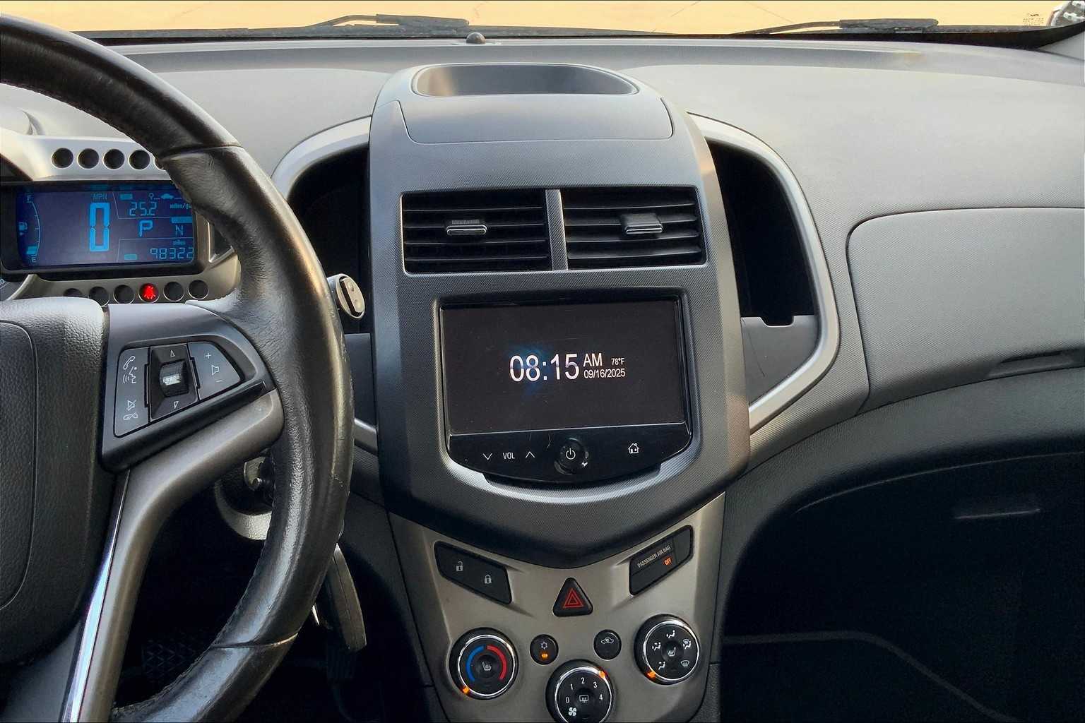 2013 Chevrolet Sonic LTZ photo 6