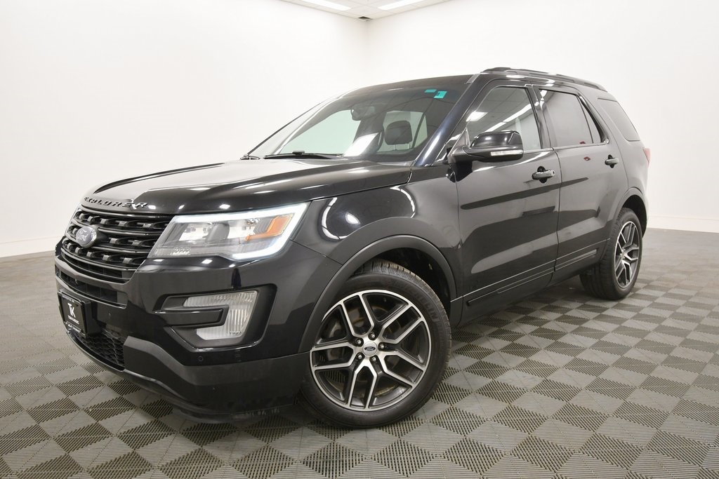 2016 Ford Explorer Sport photo 2