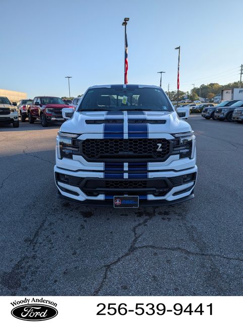 2025 Ford F-150 Lariat photo 2