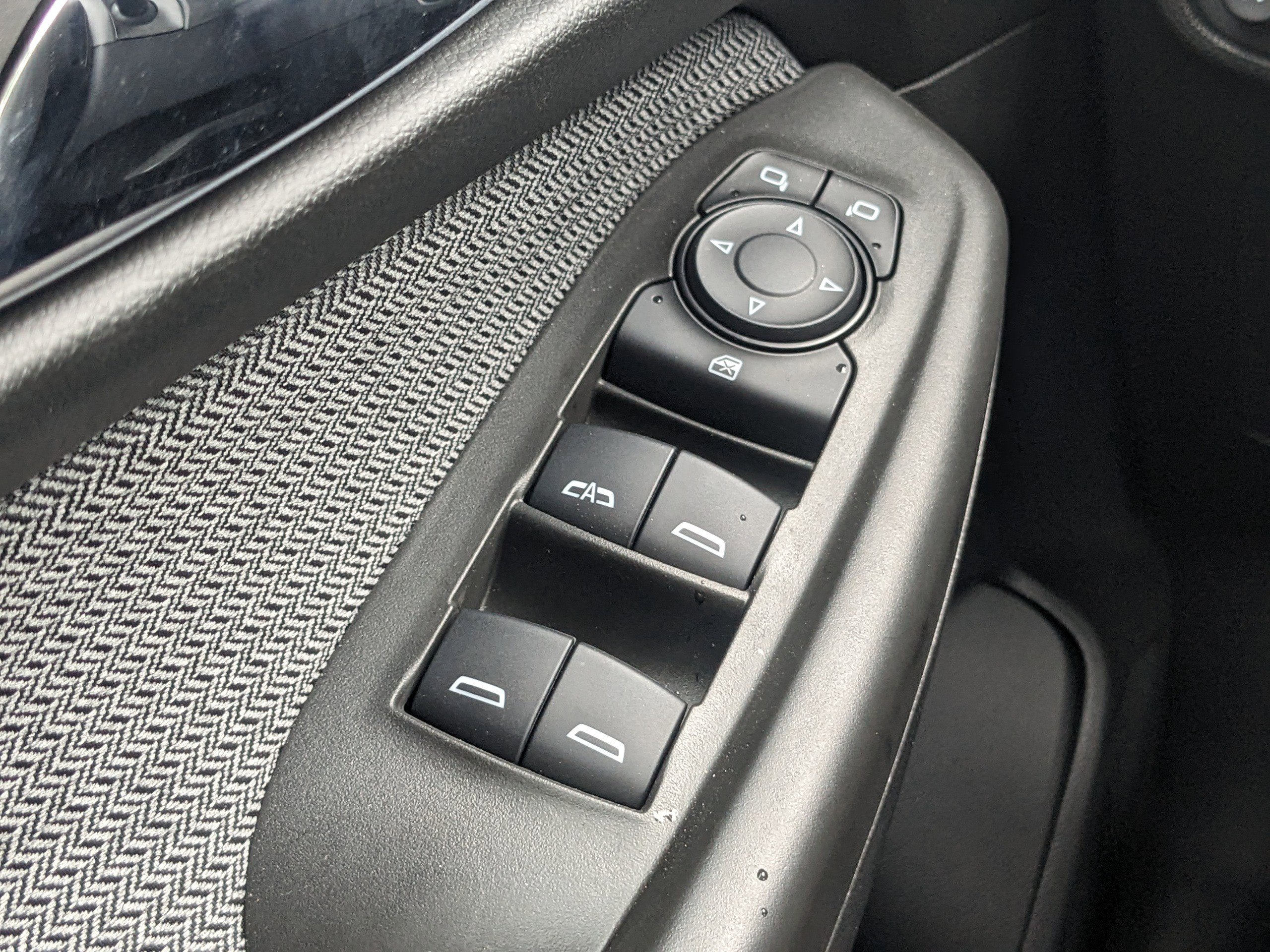 2025 Chevrolet Trailblazer LS photo 21