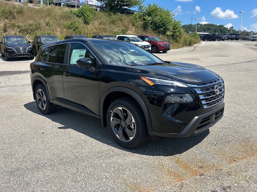 2026 Nissan Rogue SV's photo