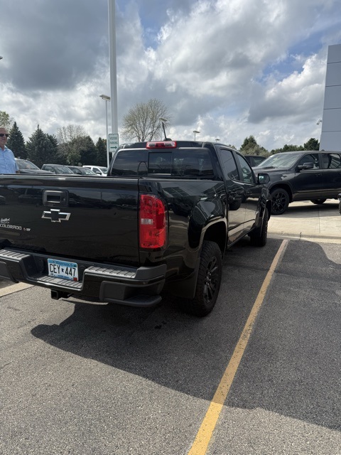 2019 Chevrolet Colorado Z71 photo 2