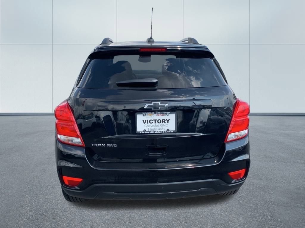 2022 Chevrolet Trax LT photo 4
