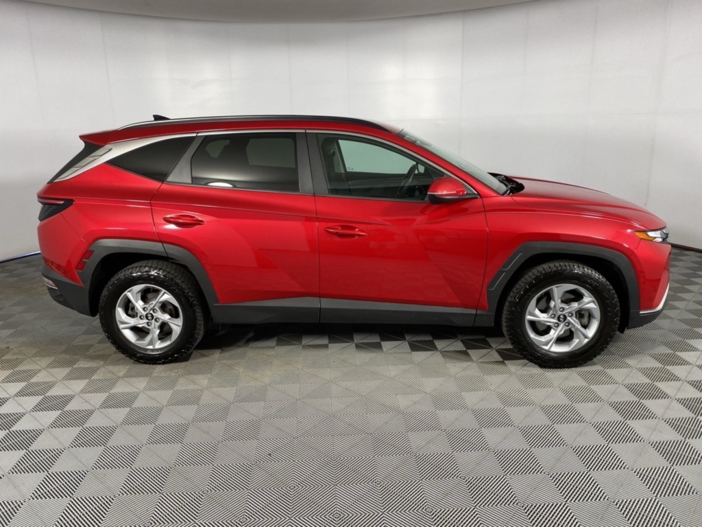 2022 Hyundai Tucson SEL photo 2
