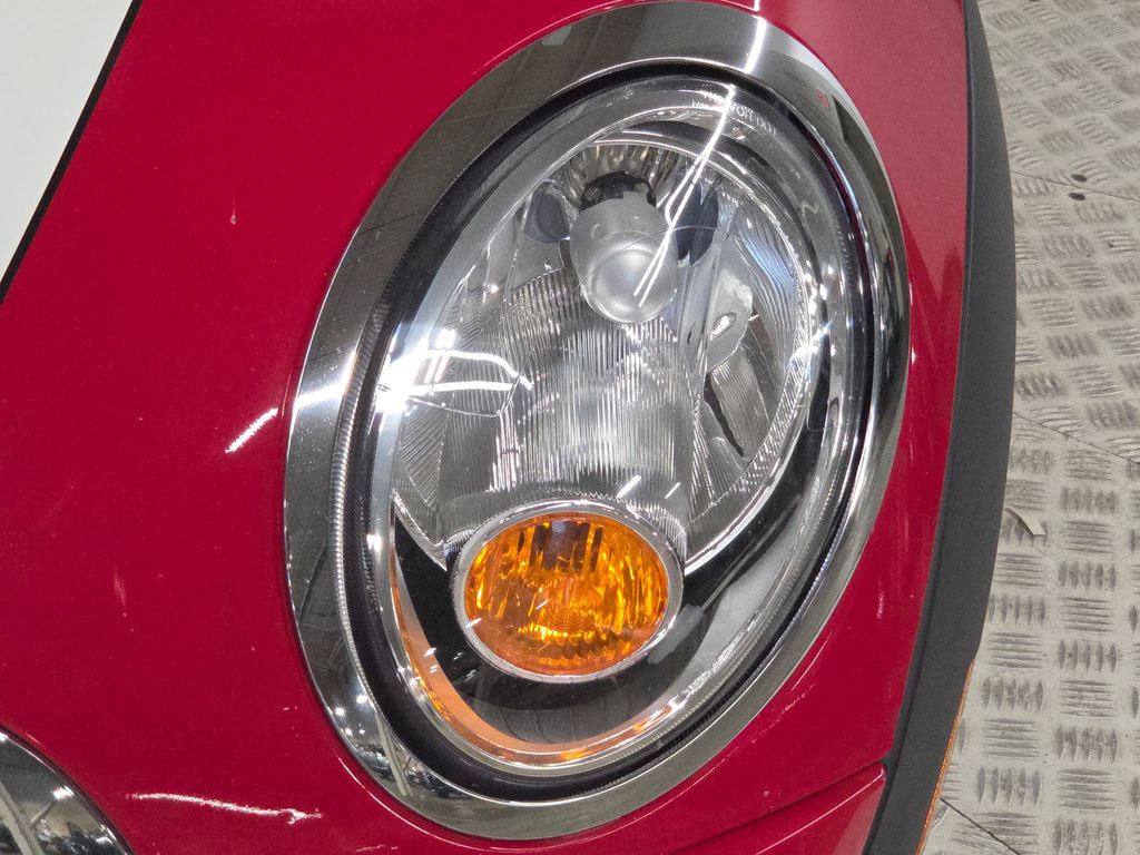 2013 Mini Cooper Base photo 11