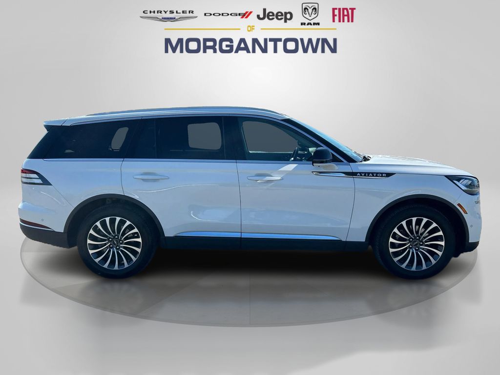 2021 Lincoln Aviator Reserve photo 3