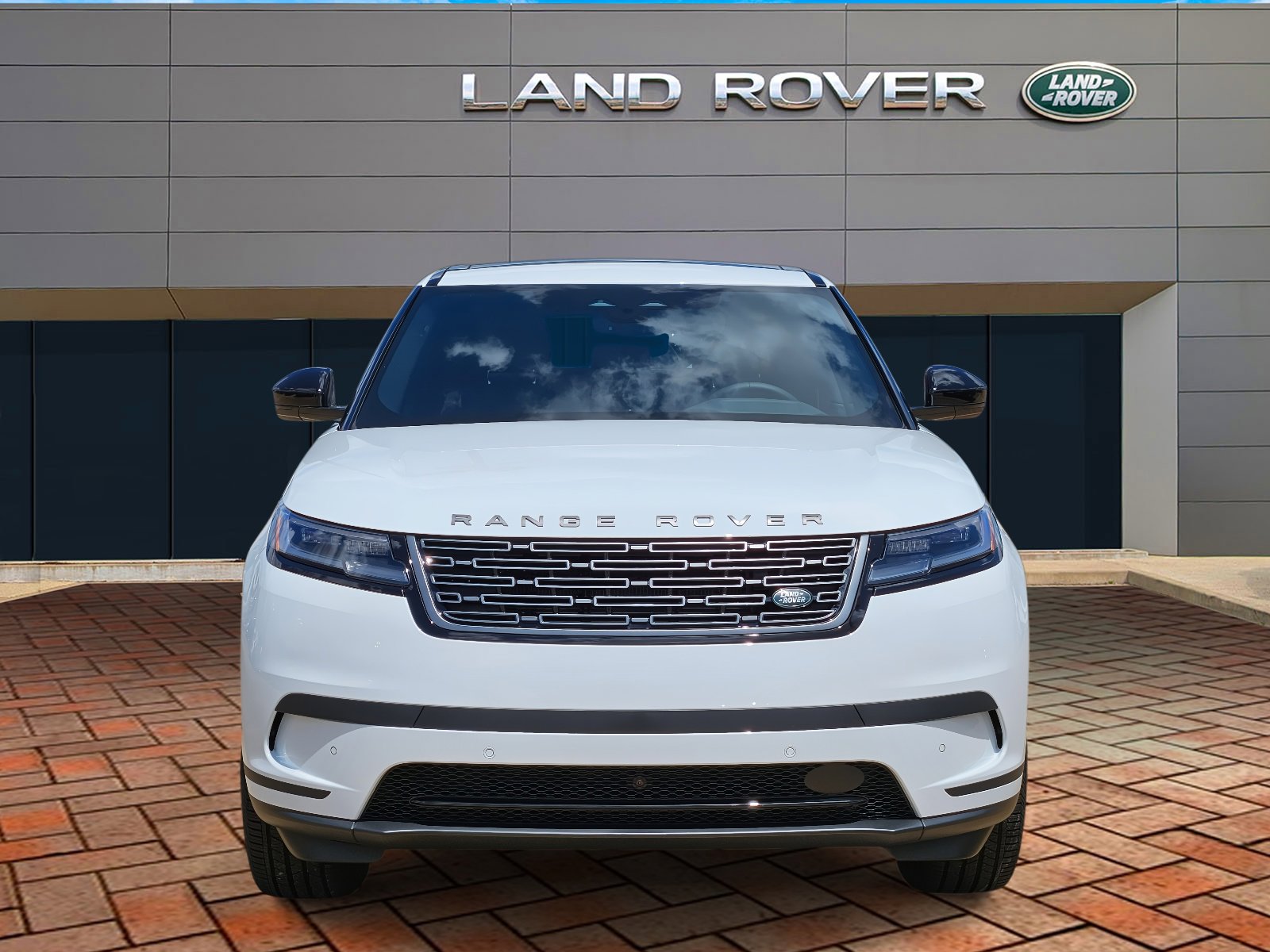 2026 Land Rover Range Rover Velar S photo 2