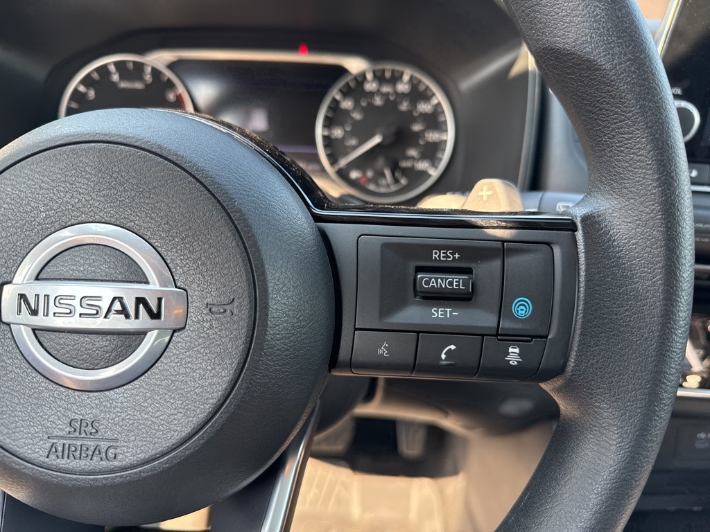 2021 Nissan Rogue SV photo 11