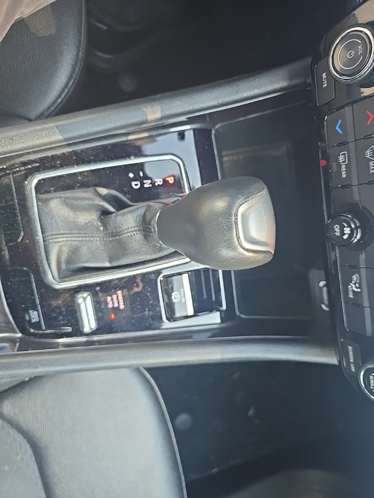 2024 Jeep Compass Latitude photo 26