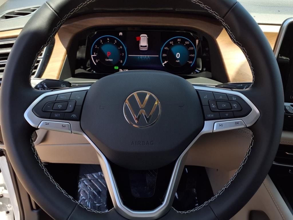 2025 Volkswagen Atlas SE photo 12