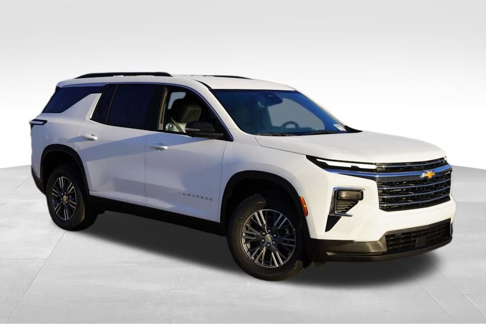 2026 Chevrolet Traverse LT's photo