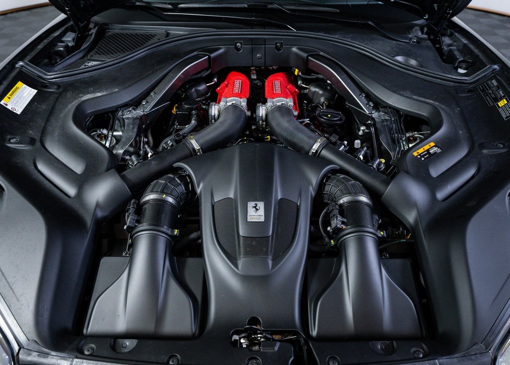 2023 Ferrari Portofino Base photo 28