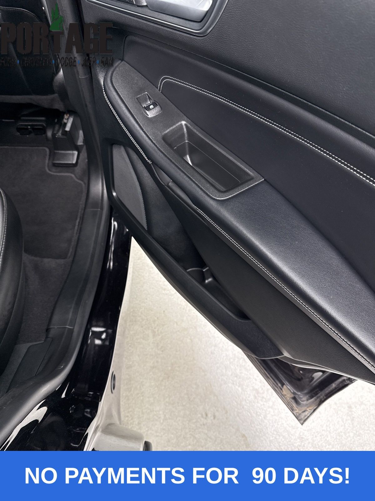 2024 Ford Edge Titanium photo 29