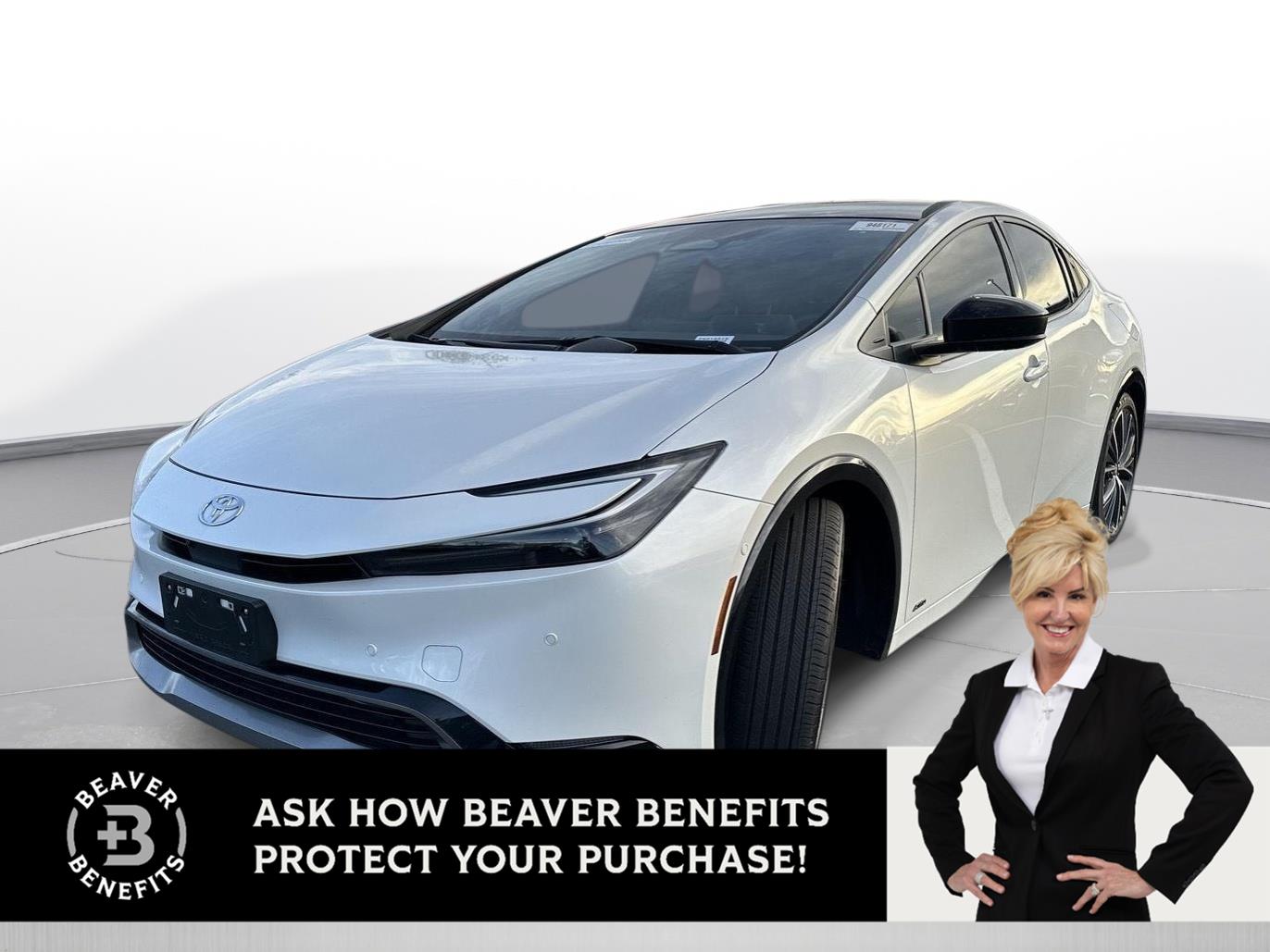 2024 Toyota Prius LE's photo