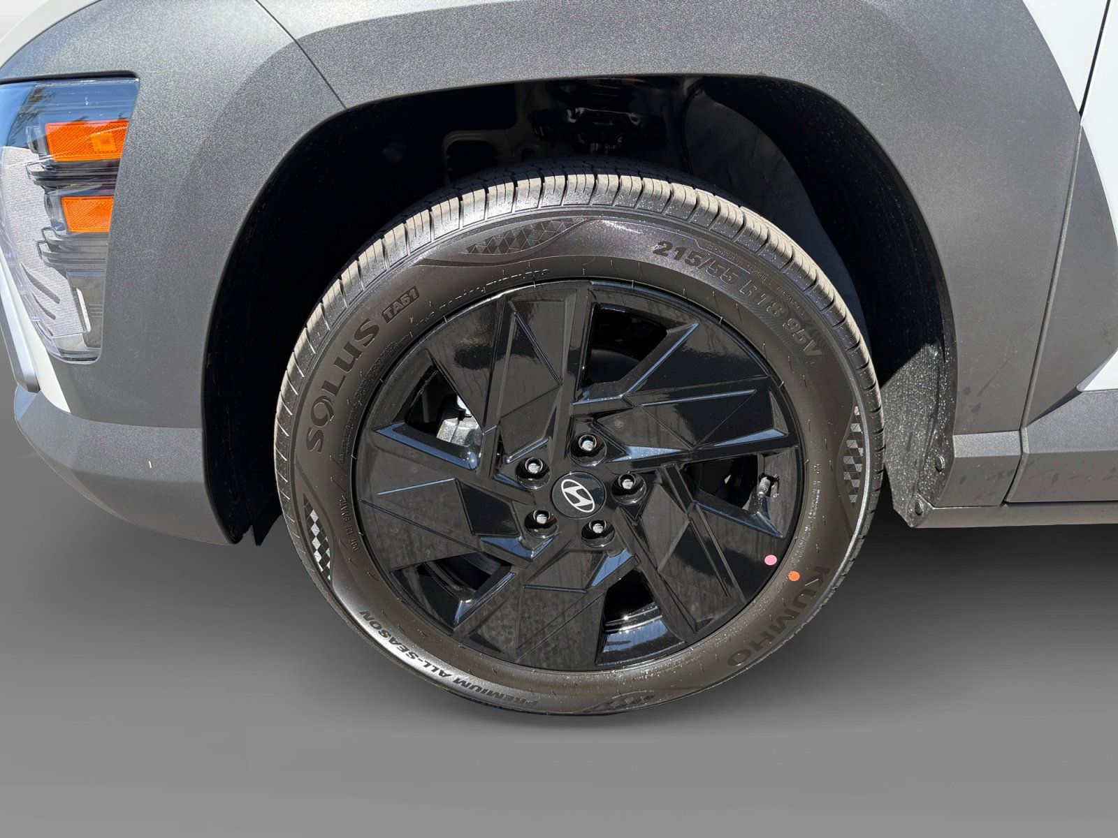 2026 Hyundai Kona SEL photo 9