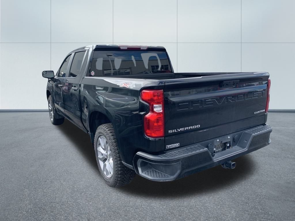 2022 Chevrolet Silverado 1500 Custom photo 4