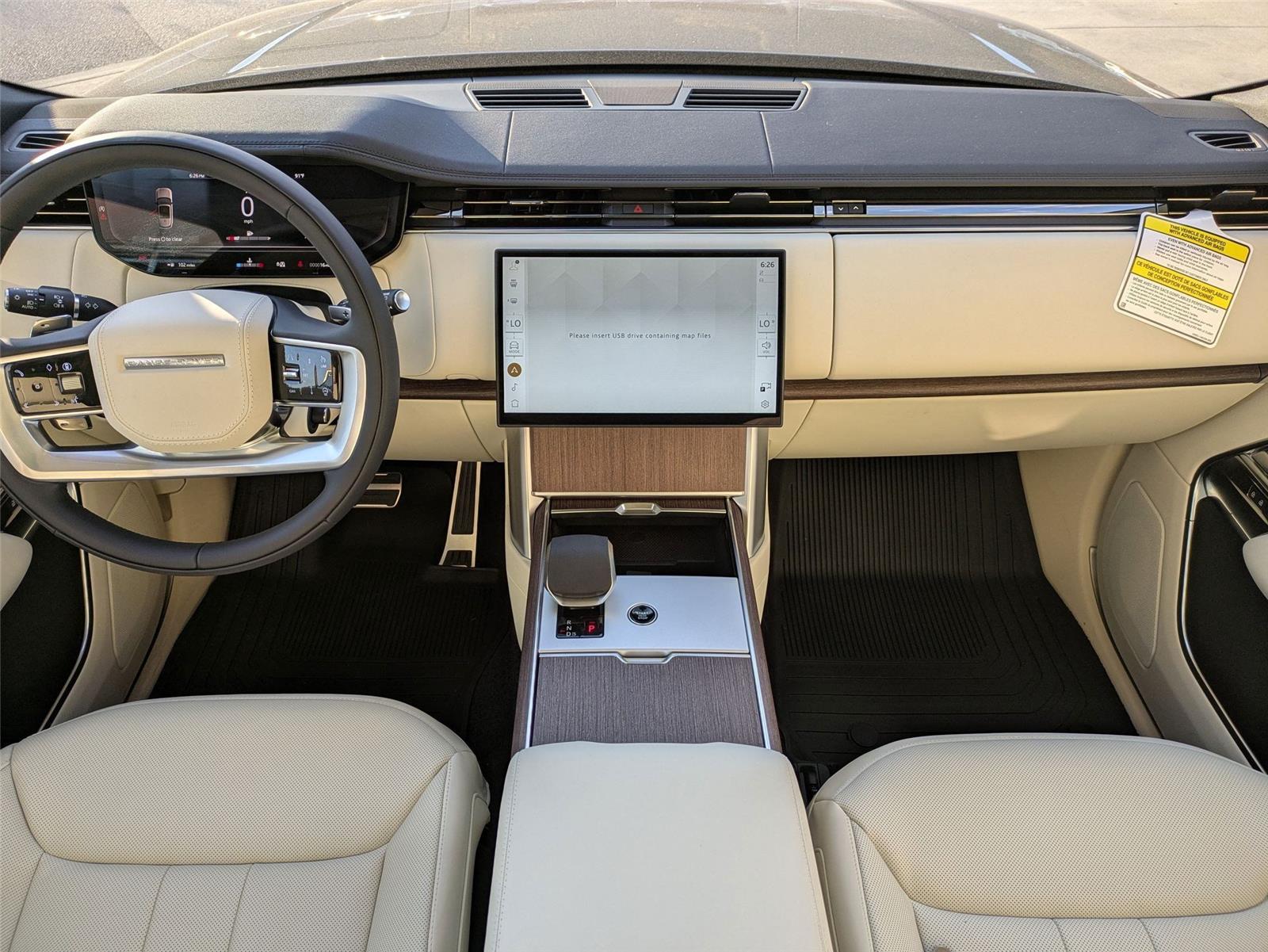 2025 Land Rover Range Rover SE photo 26