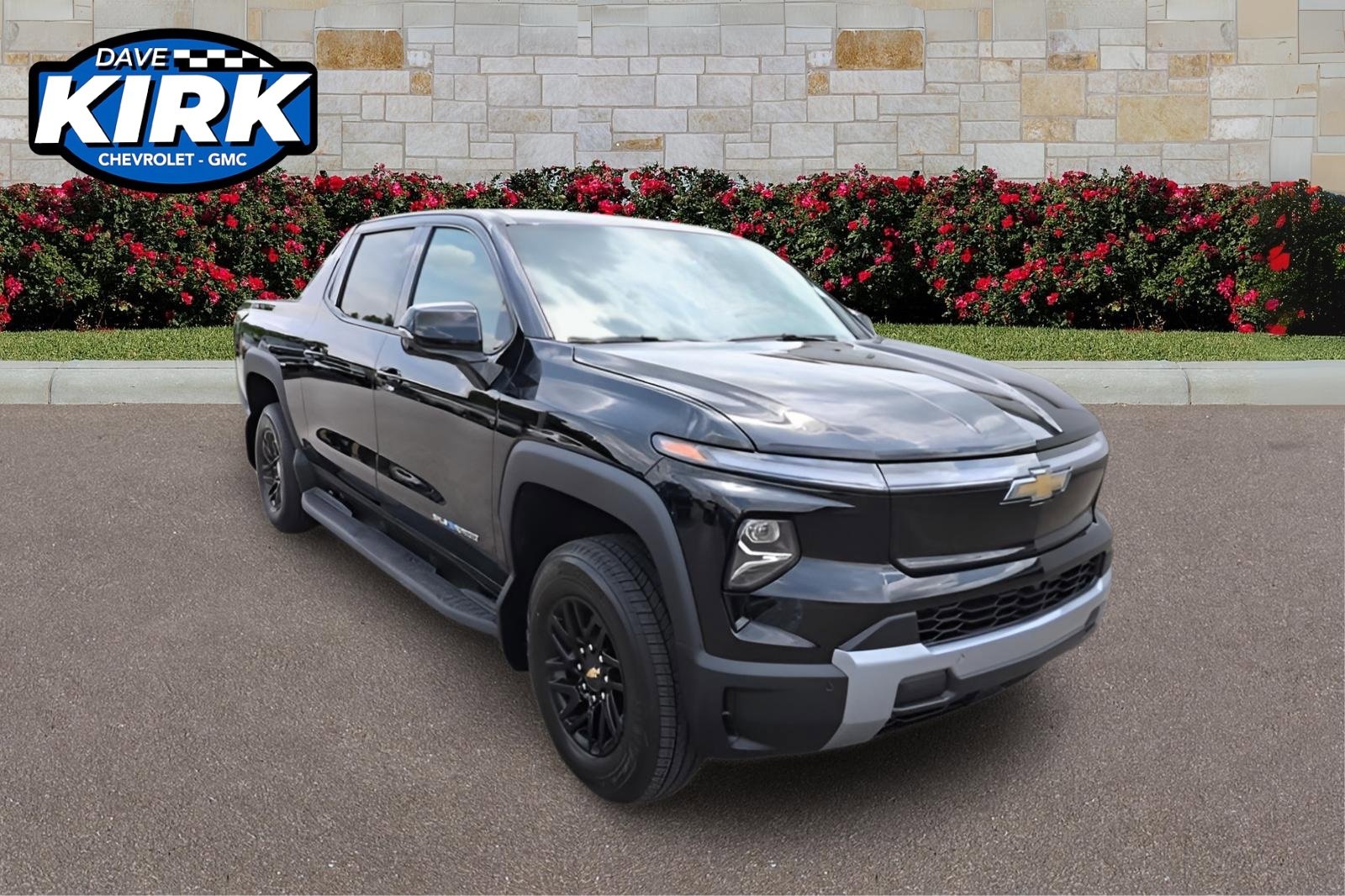 2025 Chevrolet Silverado EV LT's photo