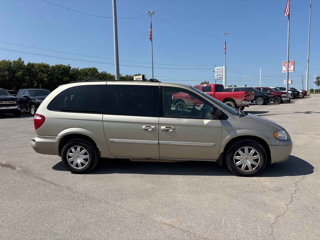 Used 2006 Chrysler Town & Country Touring with VIN 2A4GP54L26R859529 for sale in Pryor, OK