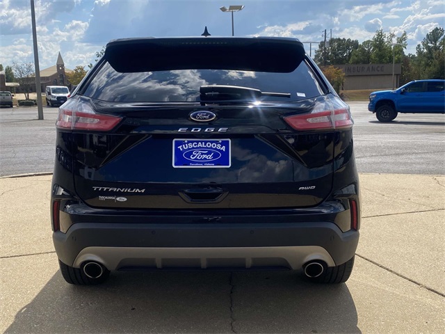 2024 Ford Edge Titanium photo 3