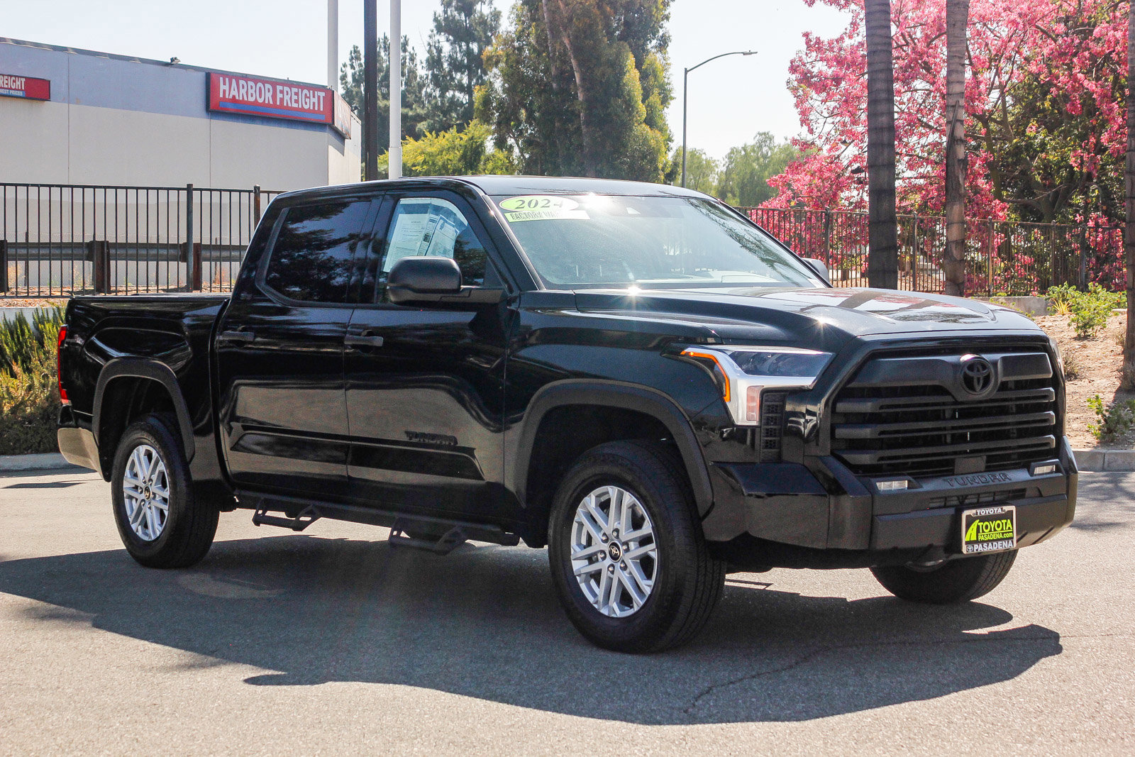 2024 Toyota Tundra SR5 photo 3