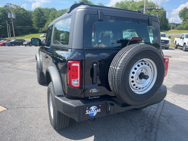 2025 Ford Bronco Base photo 5