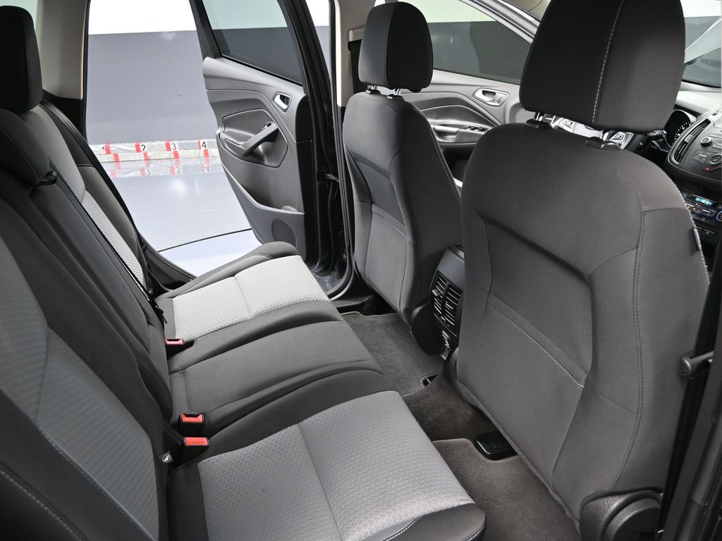 2017 Ford Escape SE photo 35