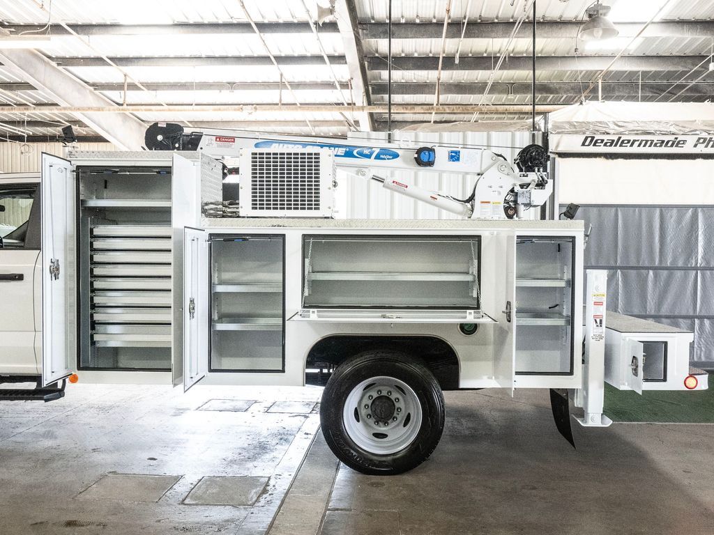 2024 Ford F-600 photo 26