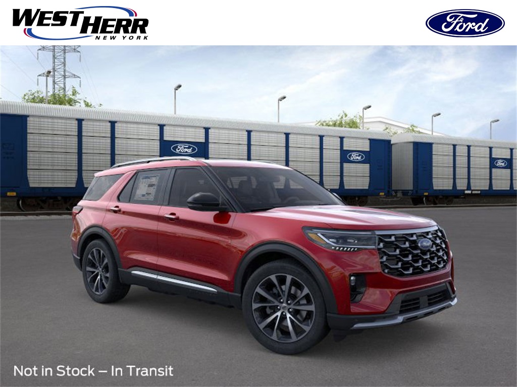 2025 Ford Explorer Platinum's photo