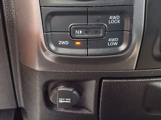 2021 Ram 1500 Classic Warlock photo 16