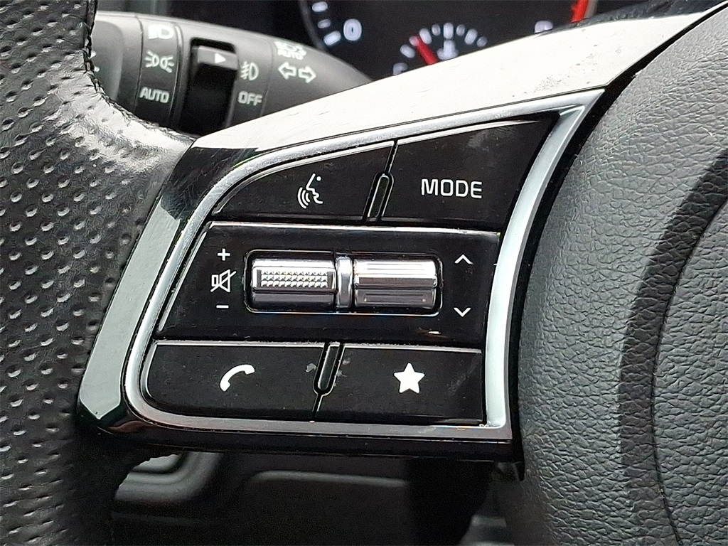 2022 Kia Forte GT-Line photo 21