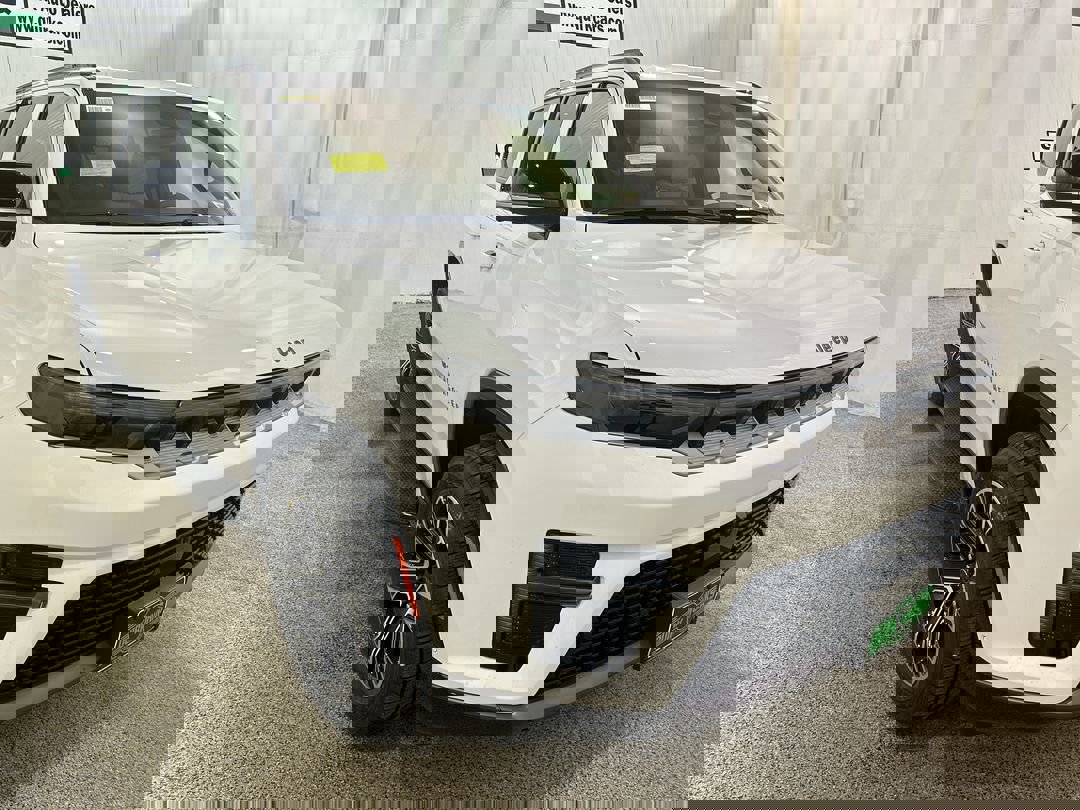 2026 Jeep Grand Wagoneer L Base