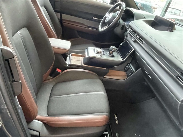 2022 Mazda MX-30 Premium Plus photo 14
