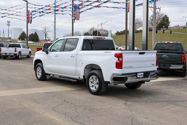 2024 Chevrolet Silverado 1500 LT photo 4
