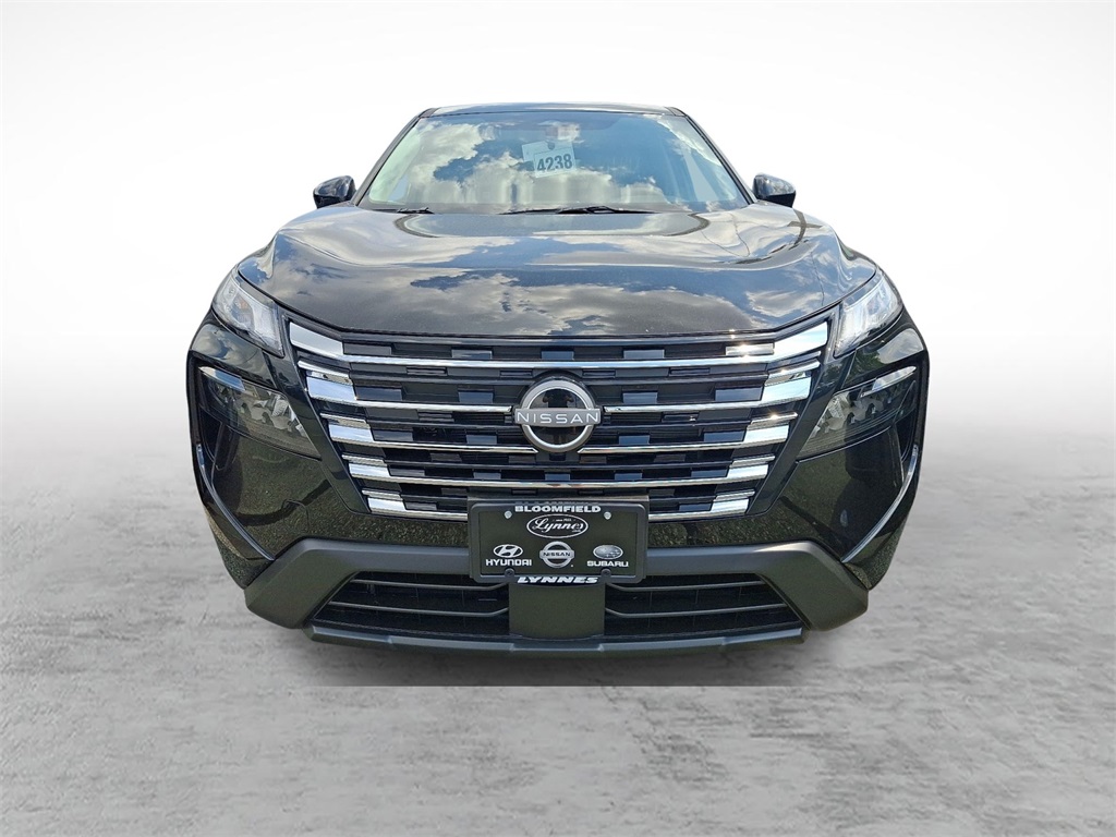 2026 Nissan Rogue SV photo 2