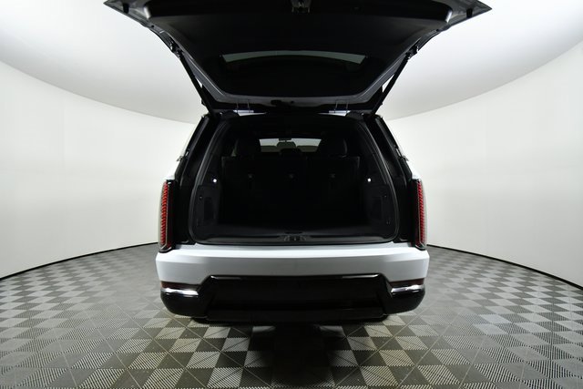 2026 Cadillac Escalade Sport photo 16