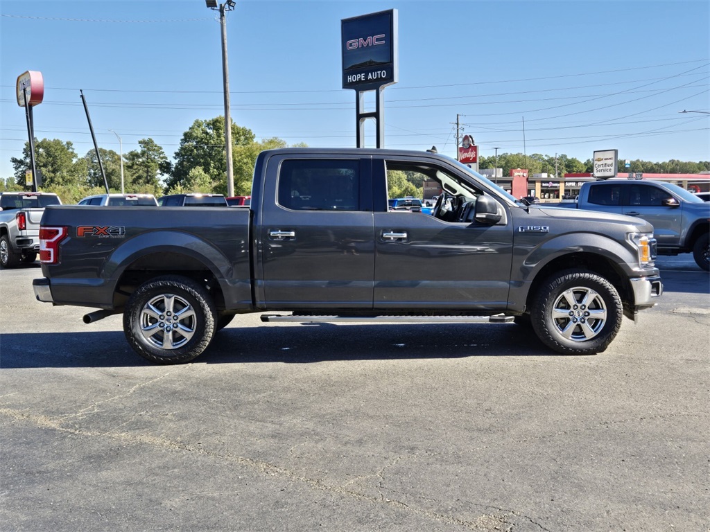 2020 Ford F-150 XLT photo 2