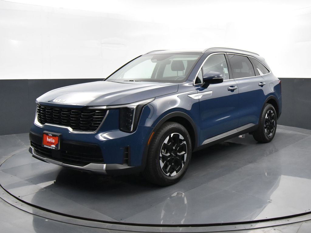 2025 Kia Sorento S photo 3