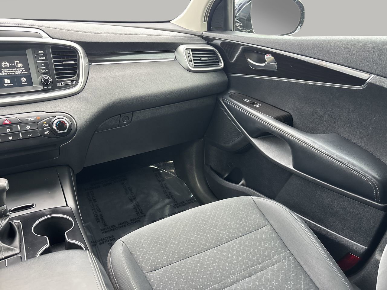 2020 Kia Sorento LX photo 10