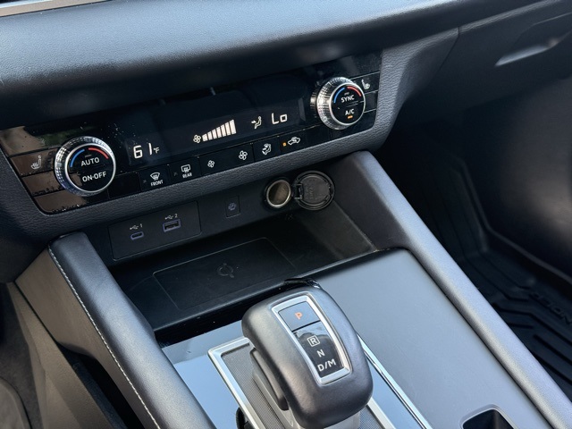 2024 Mitsubishi Outlander SE photo 17