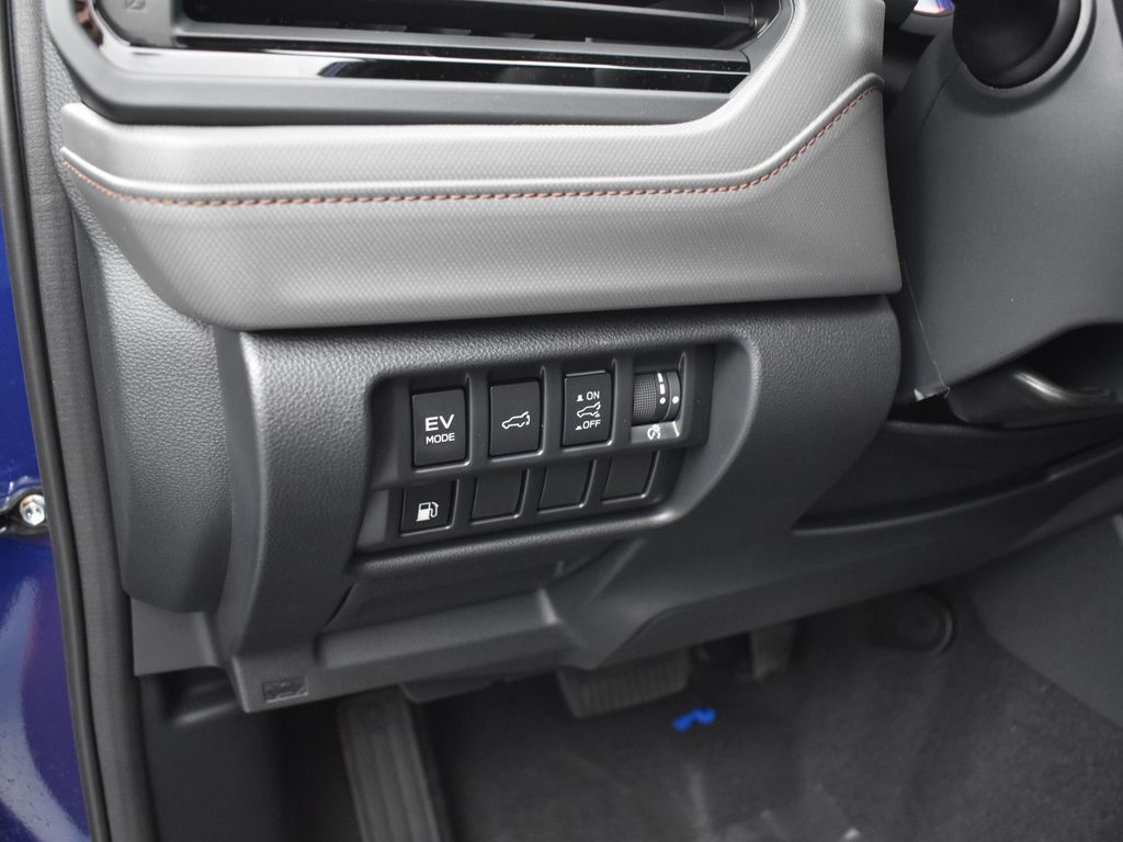 2025 Subaru Forester Sport photo 8