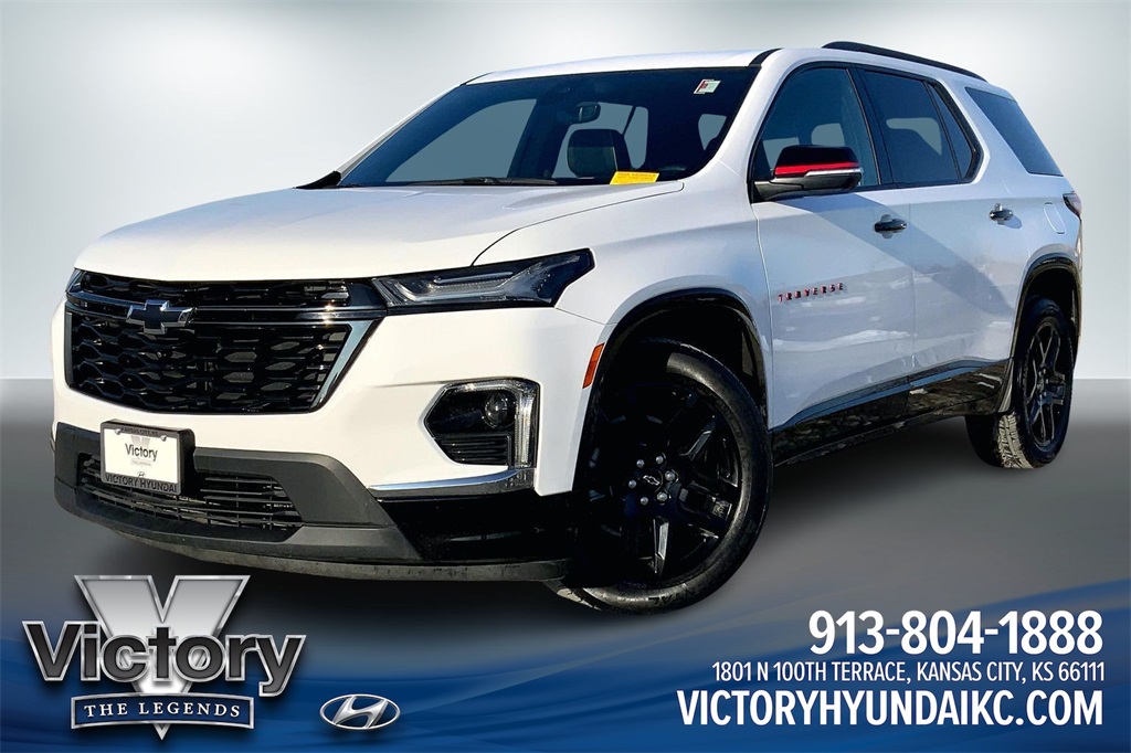 2022 Chevrolet Traverse Premier's photo