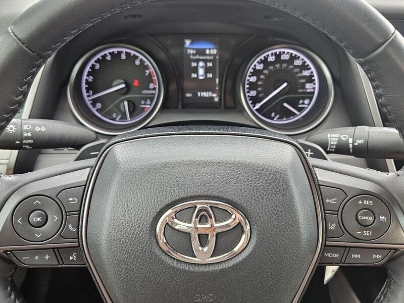 2023 Toyota Camry SE photo 19
